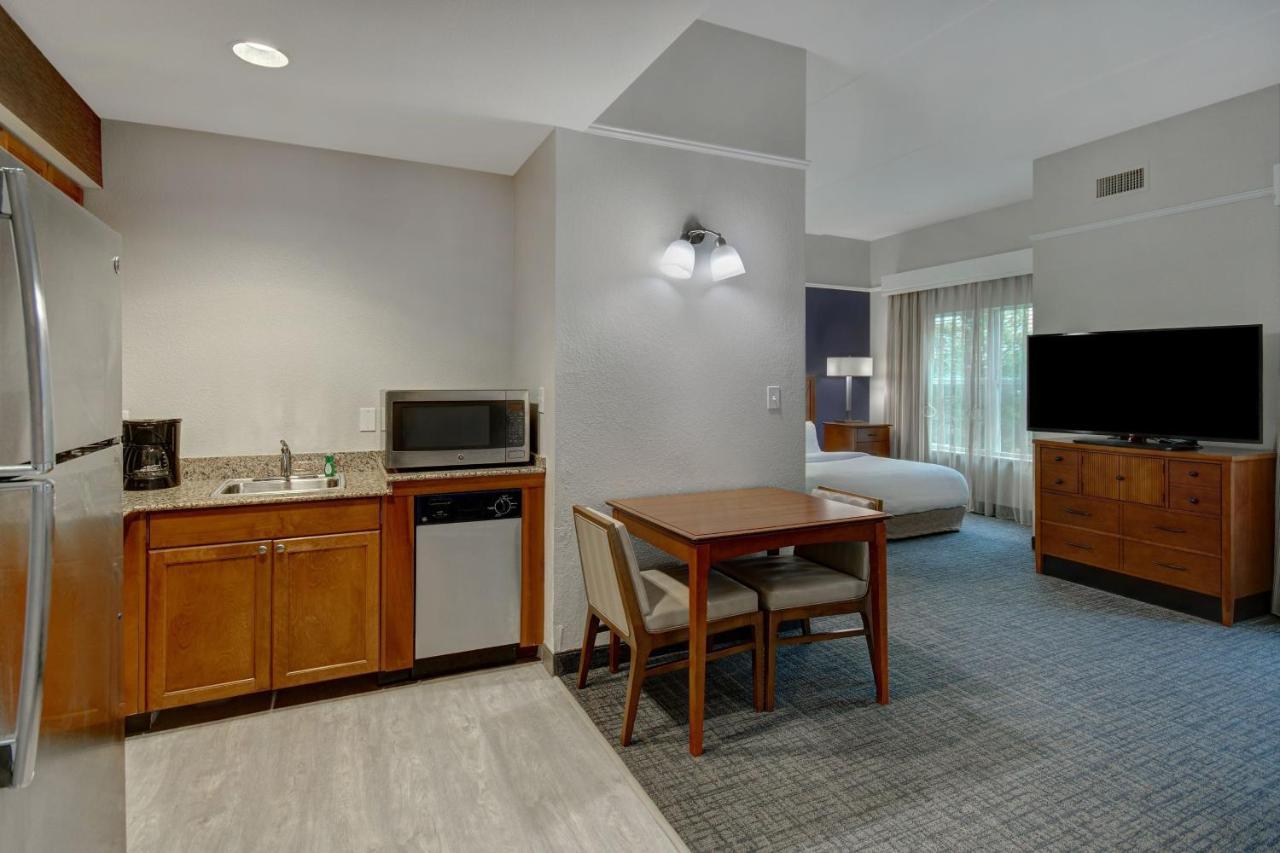 Hotel By Marriott Medical Center Area